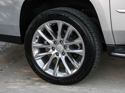 Used 2020 Cadillac Escalade ESV Luxury image 50