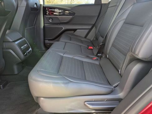 New 2026 Lincoln Nautilus Reserve w/ Jet Appearance Package image 17