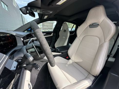 Used 2026 Porsche Panamera 4 AWD/4WD image 5