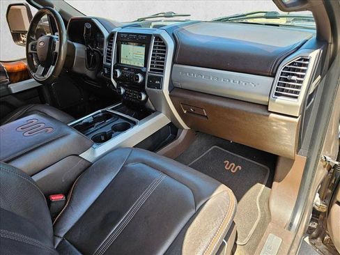 Used 2017 Ford F250 King Ranch w/ King Ranch Ultimate Package AWD/4WD image 20