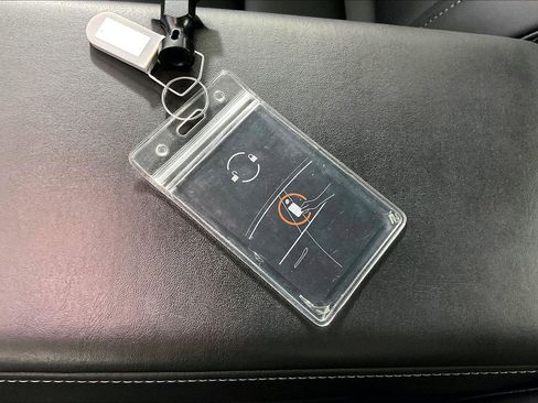 Used 2019 Tesla Model 3 image 29