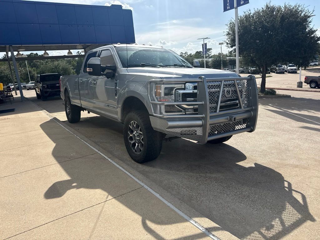 Used 2022 Ford F350 Lariat w/ Lariat Ultimate Package AWD/4WD image 2