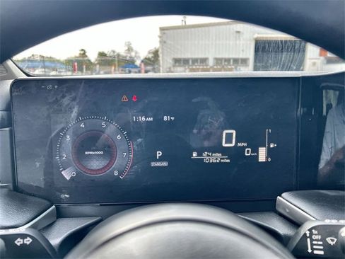 Used 2025 Nissan Kicks S image 12