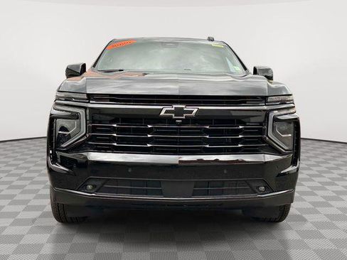 Used 2026 Chevrolet Suburban RST w/ Comfort Package AWD/4WD image 6