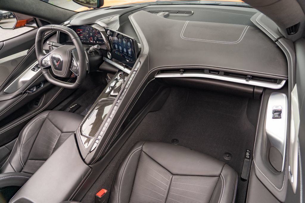 Used 2022 Chevrolet Corvette Stingray Premium Cpe w/ Z51 Performance Package RWD image 23