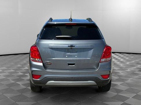 Used 2020 Chevrolet Trax LT w/ Driver Confidence Package FWD image 4