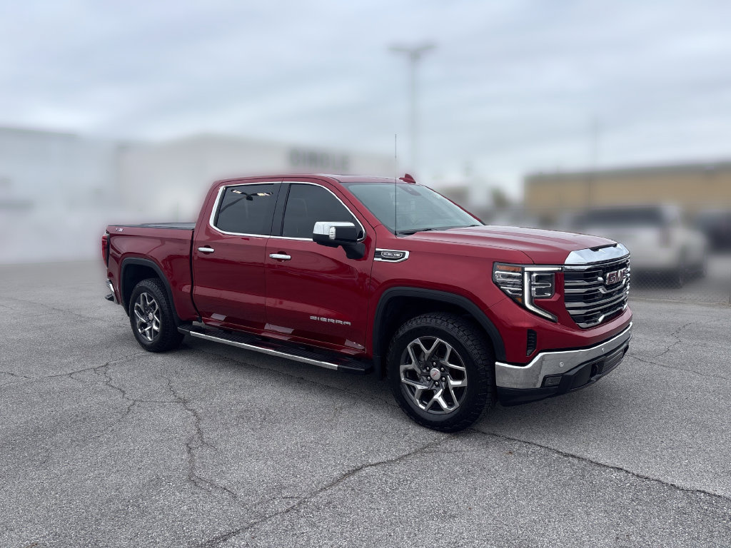 Used 2024 GMC Sierra 1500 SLT w/ SLT Premium Plus Package AWD/4WD image 11