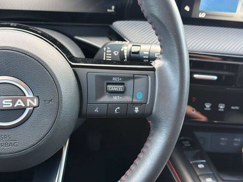 Certified 2025 Nissan Kicks SR FWD image 21