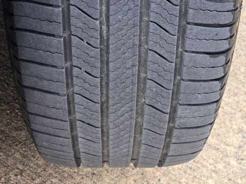 Used 2020 Toyota Camry LE image 15