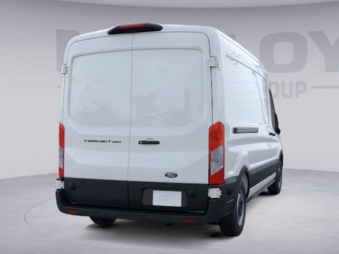 New 2026 Ford Transit 250 148 Medium Roof w/ Load Area Protection Package RWD image 8