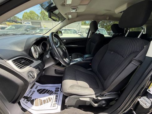 Used 2015 Dodge Journey American Value Package w/ Flexible Seating Group image 11