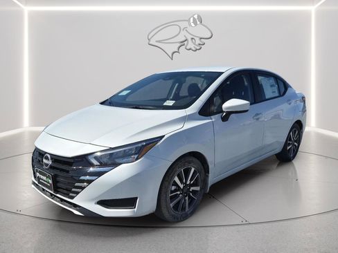 New 2025 Nissan Versa SV w/ Trunk Package FWD image 1