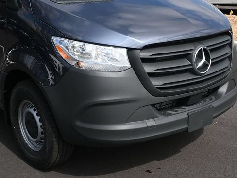 Used 2026 Mercedes-Benz Sprinter 2500 image 32