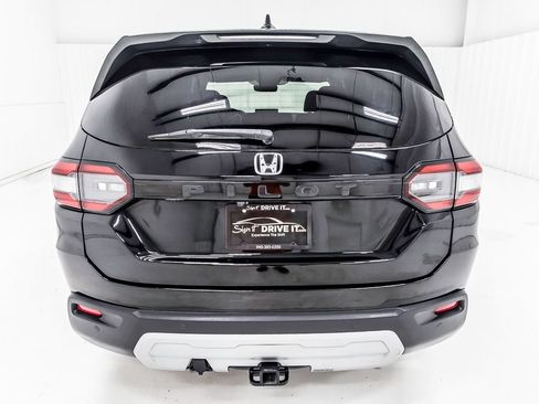 Used 2023 Honda Pilot EX-L image 6