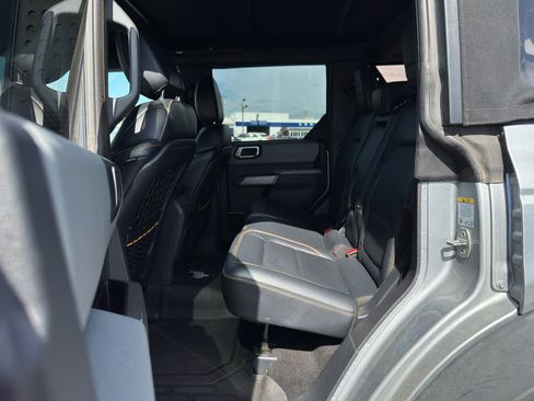 Used 2022 Ford Bronco Badlands AWD/4WD image 7