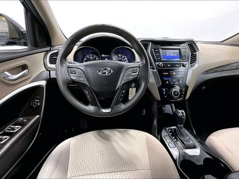 Used 2017 Hyundai Santa Fe Sport FWD image 6