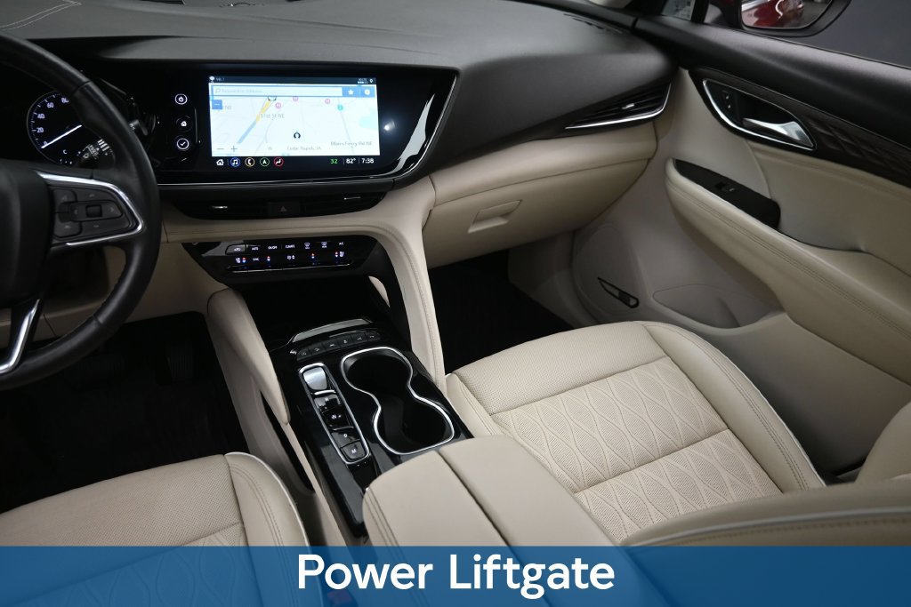 Used 2022 Buick Envision Avenir w/ Technology Package II AWD/4WD image 16