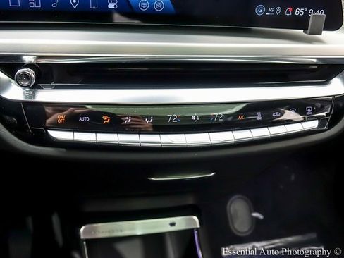 New 2025 Cadillac Lyriq Luxury w/ LPO, Floor Liner Package image 17