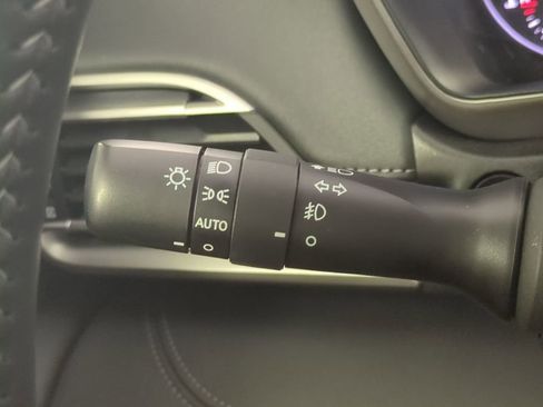 Used 2023 Subaru Outback Touring XT image 31