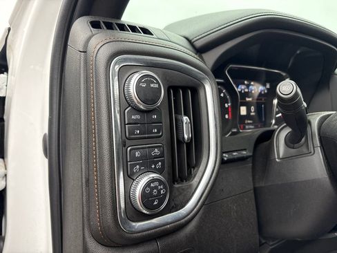 Used 2021 GMC Sierra 1500 AT4 w/ AT4 Value Package AWD/4WD image 18