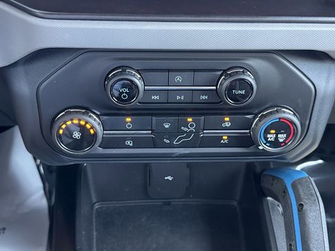 Used 2021 Ford Bronco Black Diamond AWD/4WD image 28