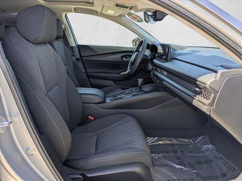Used 2023 Honda Accord EX image 20