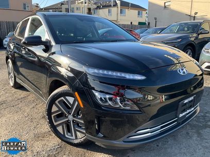 Used 2022 Hyundai Kona Limited w/ Cargo Package