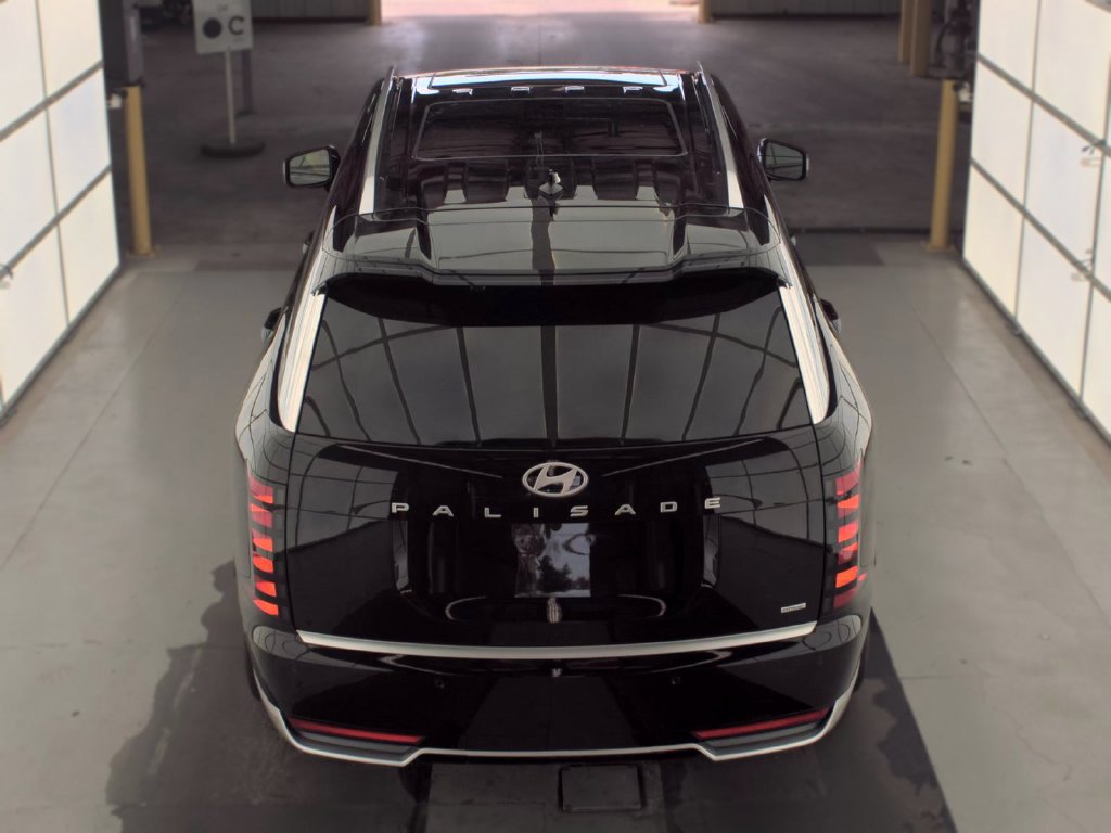 Used 2026 Hyundai Palisade Calligraphy AWD/4WD image 4