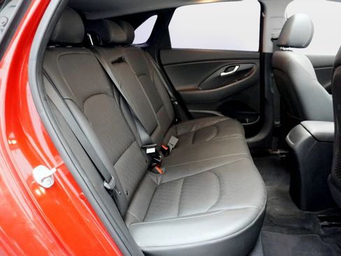 Used 2020 Hyundai Elantra GT w/ Style Package 02 FWD image 17
