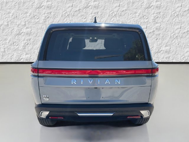Used 2024 Rivian R1S Adventure Dual AWD/4WD image 4
