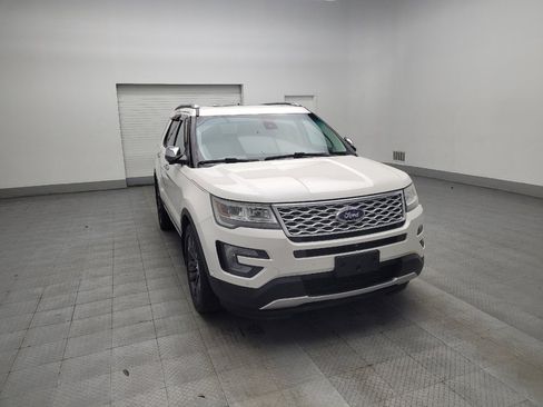 Used 2016 Ford Explorer Platinum image 13
