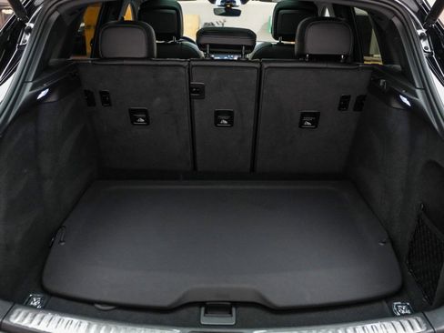 Certified 2025 Porsche Macan image 30