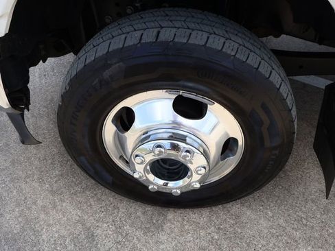 Used 2022 Ford F350 Lariat w/ Lariat Ultimate Package image 39