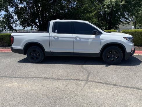 Used 2021 Honda Ridgeline Black Edition image 2