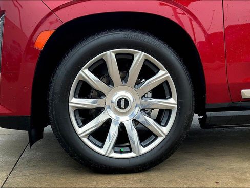 Used 2021 Cadillac Escalade Premium Luxury Platinum w/ Heavy-Duty Trailer Package AWD/4WD image 9