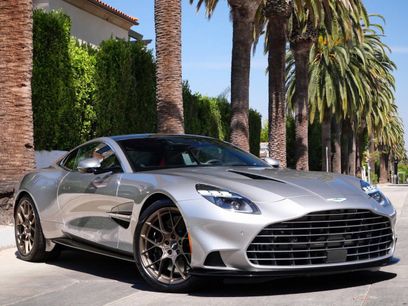 New 2025 Aston Martin Vanquish