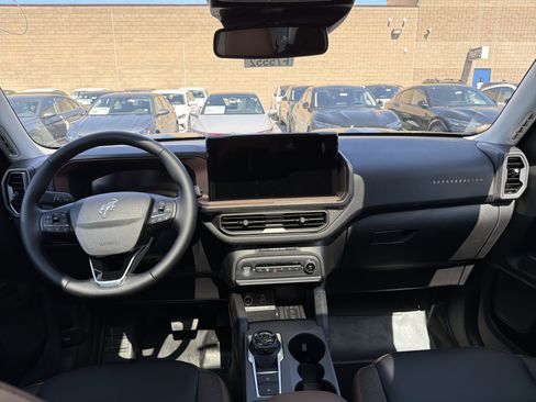 New 2025 Ford Bronco Sport Outer Banks w/ Sasquatch Outer Banks Package AWD/4WD image 11