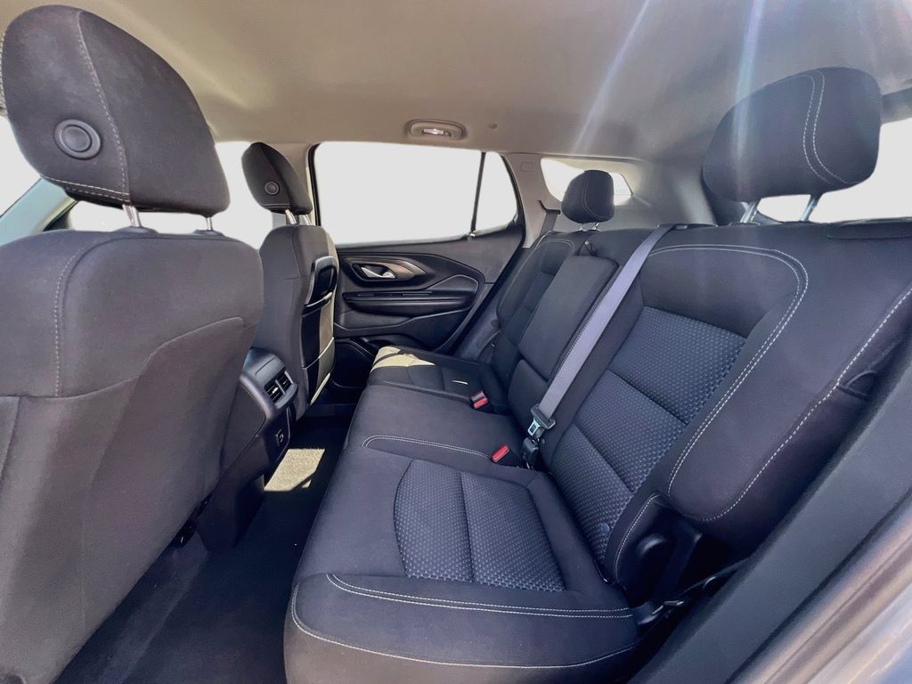 Used 2024 GMC Terrain SLE AWD/4WD image 22