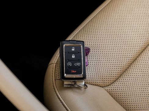 Used 2021 Jeep Grand Cherokee L Limited w/ Luxury Tech Group II image 71