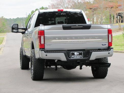 Used 2022 Ford F250 Platinum w/ FX4 Off-Road Package image 10