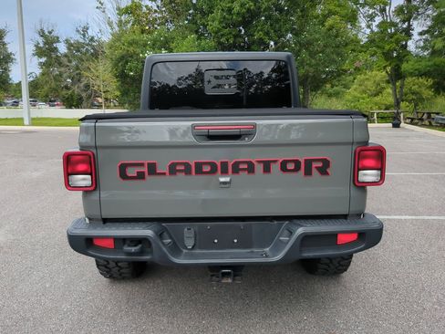 Used 2021 Jeep Gladiator Sport AWD/4WD image 6