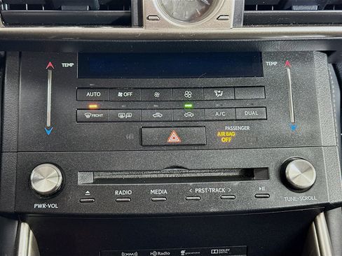 Used 2015 Lexus IS 250 image 24