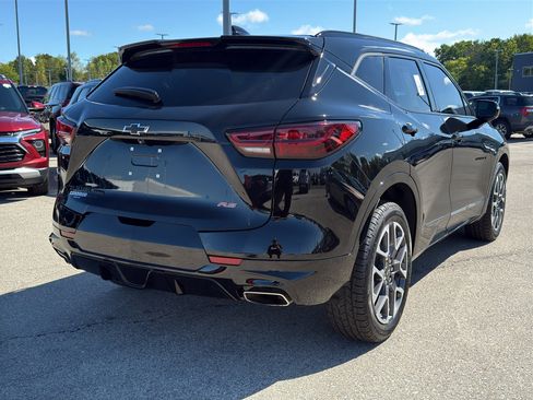 Certified 2023 Chevrolet Blazer RS w/ Enhanced Convenience Package image 5