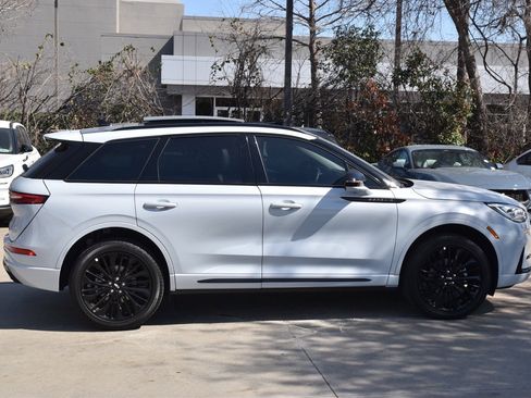 New 2026 Lincoln Corsair Reserve w/ Jet Appearance Package image 5