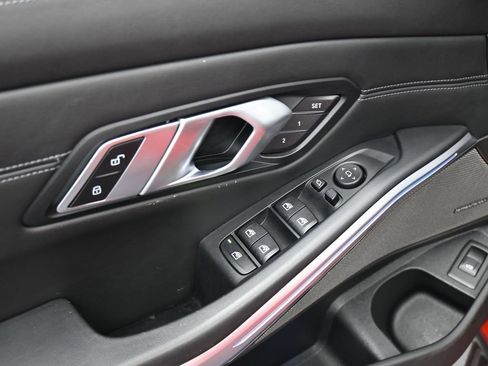 Used 2021 BMW M3 Competition image 17