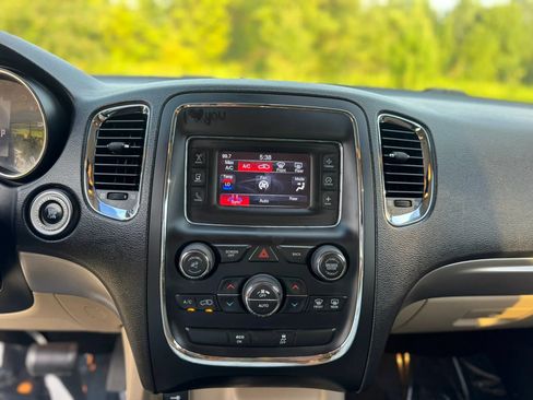 Used 2014 Dodge Durango SXT AWD/4WD image 18