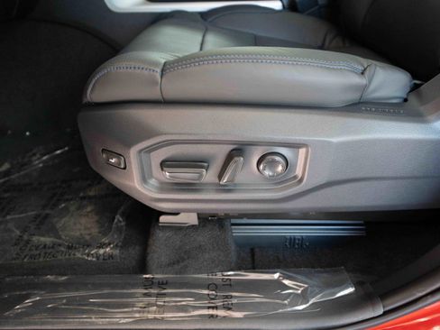 New 2026 Toyota Tundra Platinum w/ TRD Off-Road Package image 12