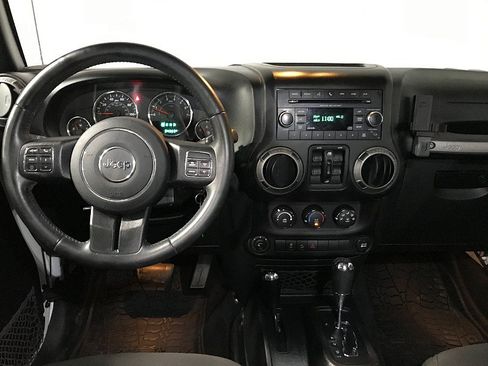 Used 2016 Jeep Wrangler Unlimited Sport w/ Quick Order Package 24S AWD/4WD image 21