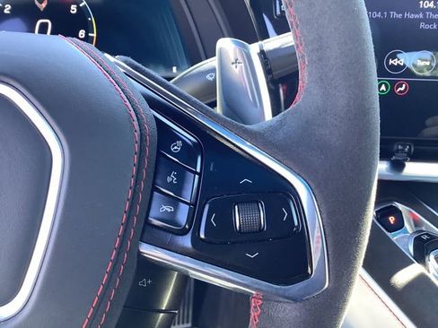 Used 2023 Chevrolet Corvette Stingray Premium Cpe image 11