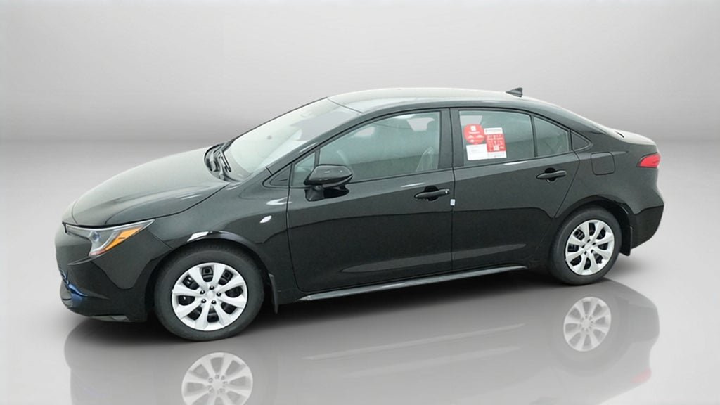 New 2027 Toyota Corolla LE FWD image 2